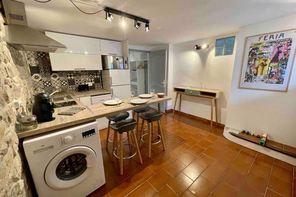 Le Jad Joli F2 Proche Gare, Arenes Avec Terrasse Privee Apartment Nîmes Exterior foto