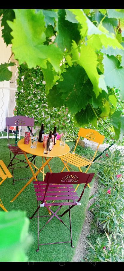 Le Jad Joli F2 Proche Gare, Arenes Avec Terrasse Privee Apartment Nîmes Exterior foto